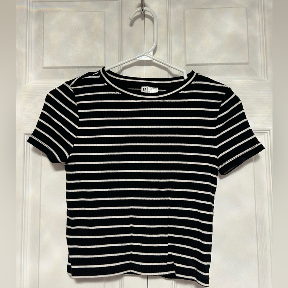 H&M Black and White Striped Top